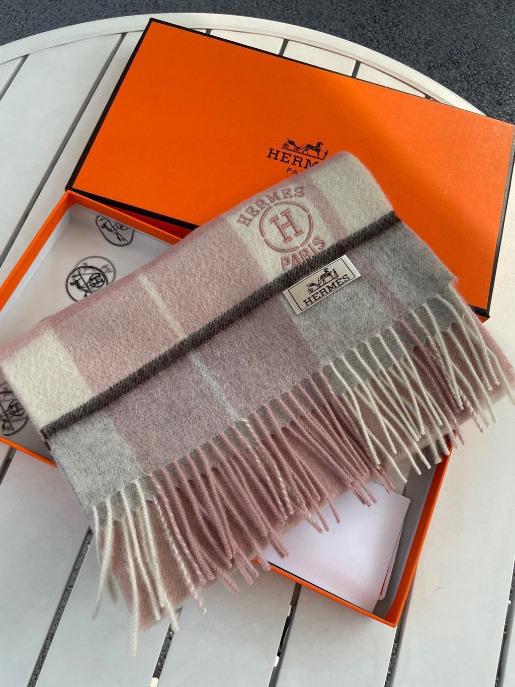 Scarf 180 CM In Light Grey White Mix Pink Caro Cashmere