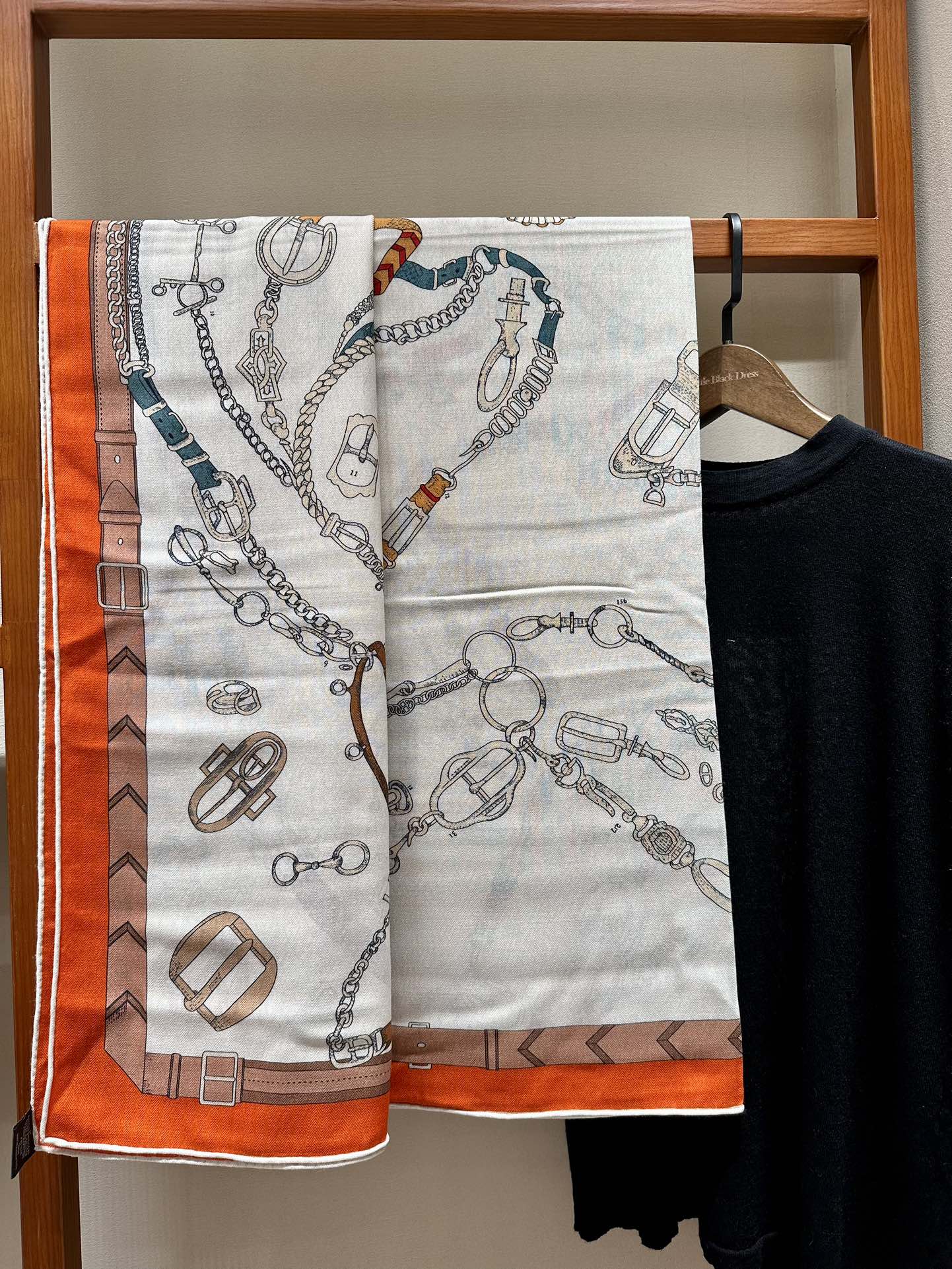 Chevaux Dechaines Shawl 135 CM IN Orange Colorful Cashmere Silk 373685