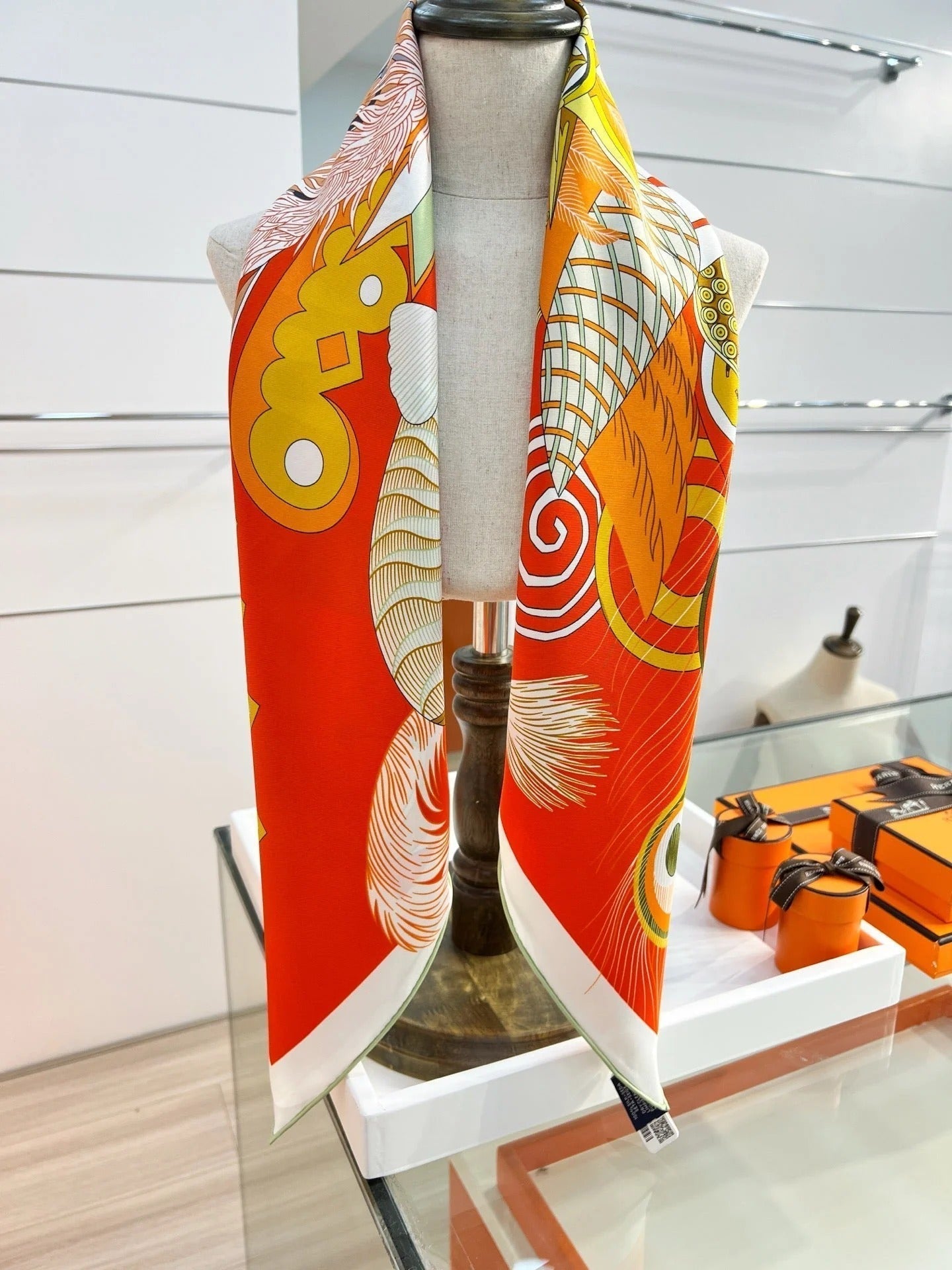 HM 26s 90 Double-sided Scarf Orange Red Colorful Mulberry Silk 157527