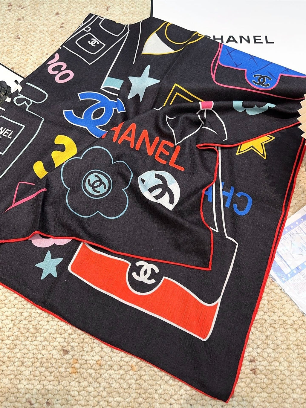 CHANEL 25S SCARF 140 CM IN CASHMERE SILK 943927
