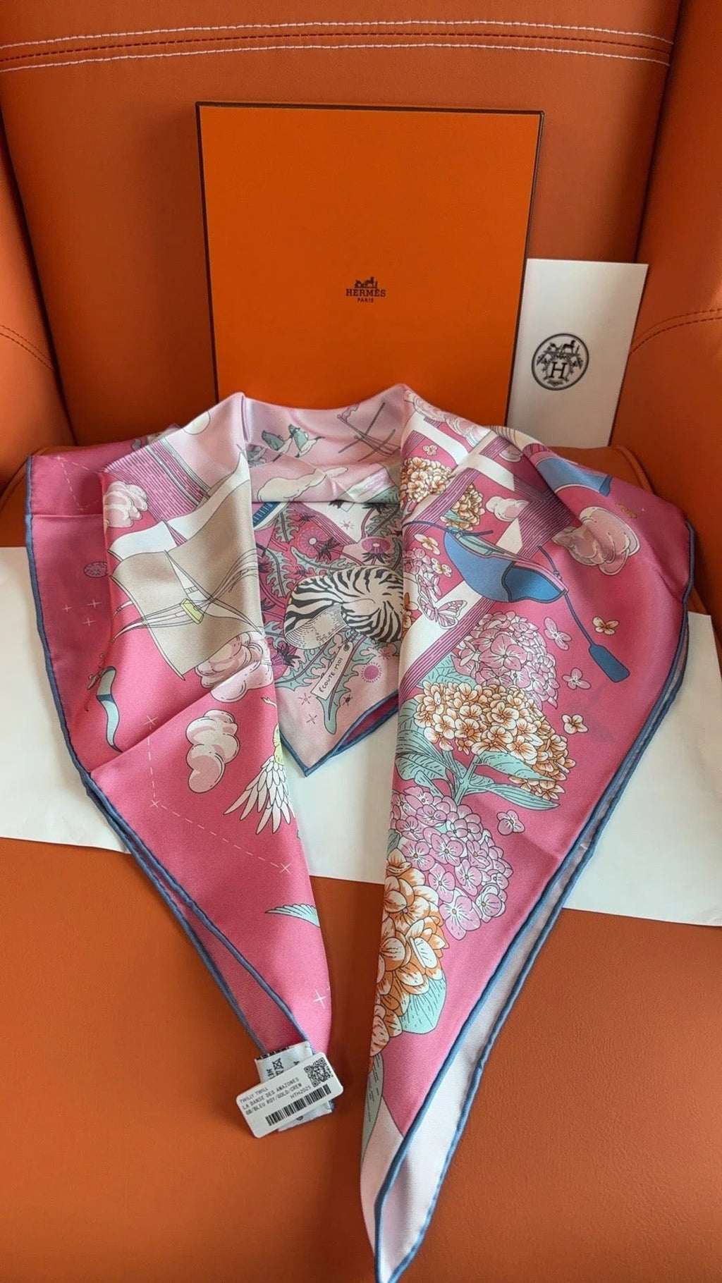 HM 26s 90 Scarf Pink Colorful Mulberry Silk 153388