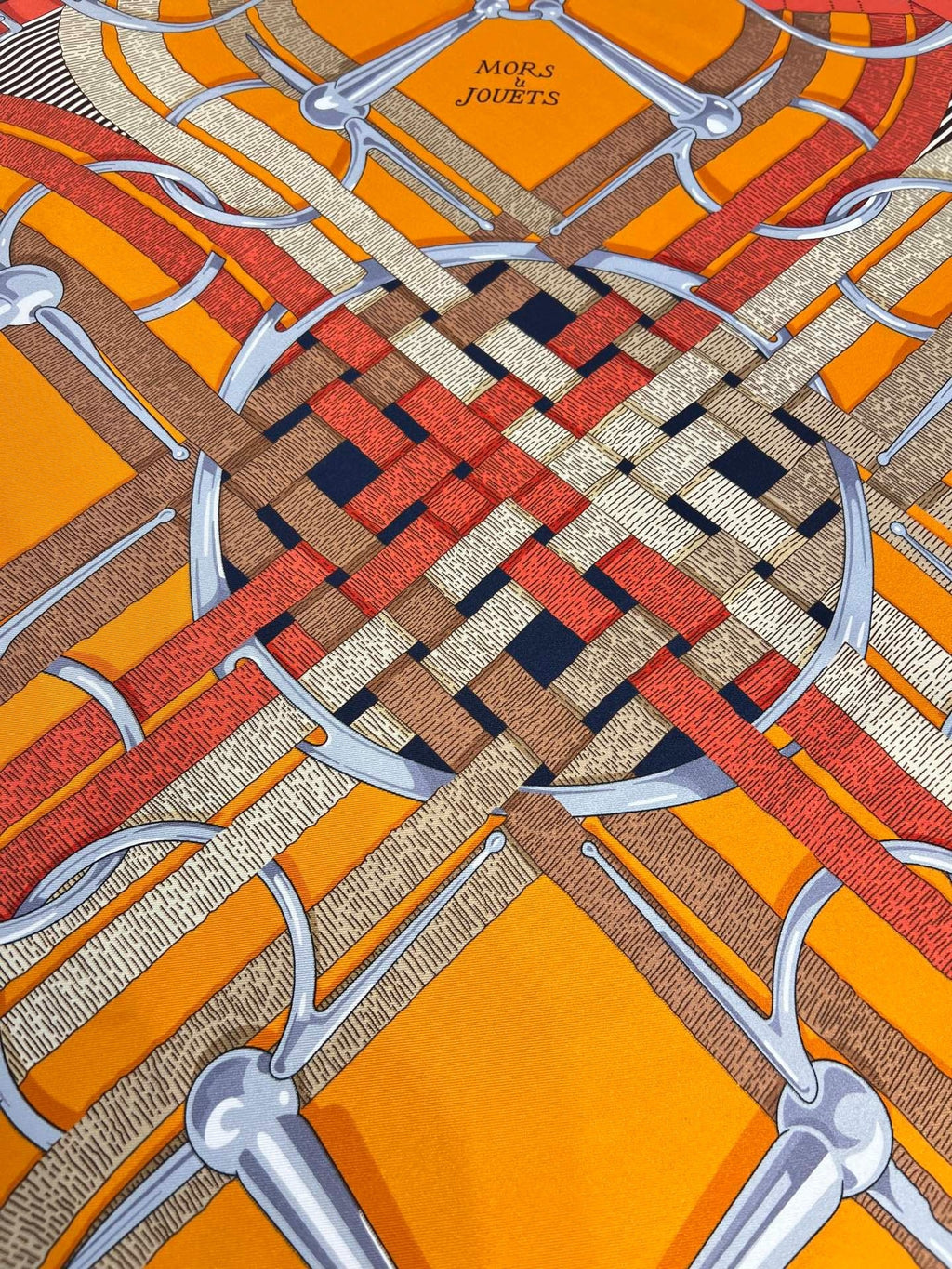 HM 26s Double-sided Scarf 90 Orange Colorful Mulberry Silk 152279