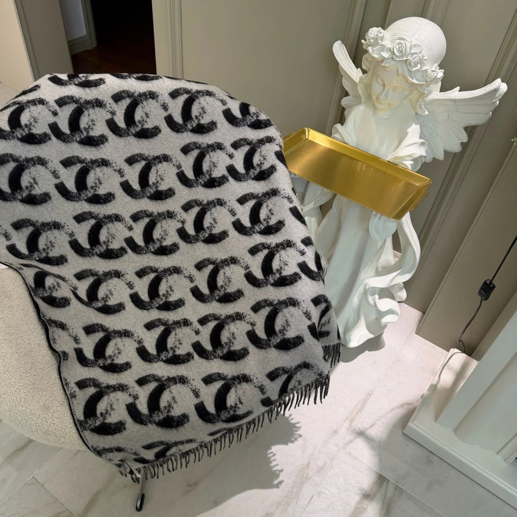 CHANEL 25S SCARF 210 CM IN CASHMERE 942916