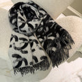 CHANEL 25S SCARF 210 CM IN CASHMERE 942916