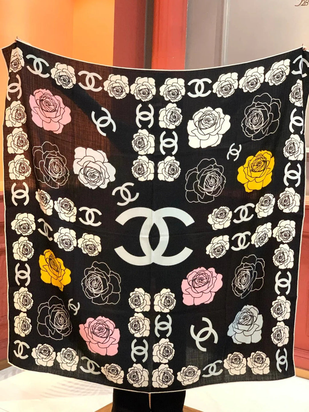 CHANEL 25S SCARF 140 CM IN CASHMERE AND SILK 943336