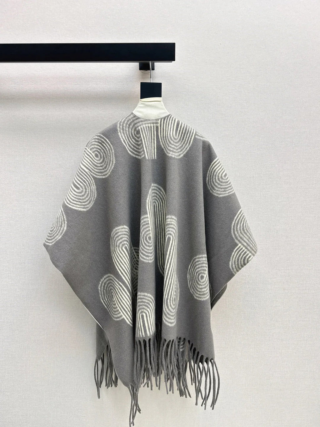 HERMES 25S JACQUARD CAPE COAT 320