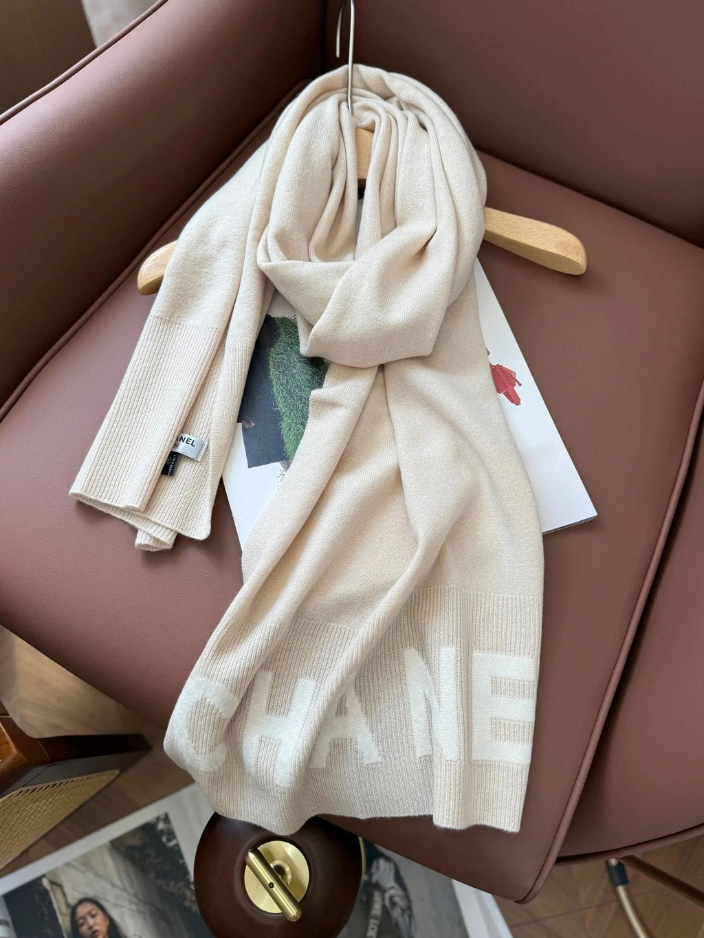 CHANEL 25S SCARF 170 CM IN CASHMERE 943079