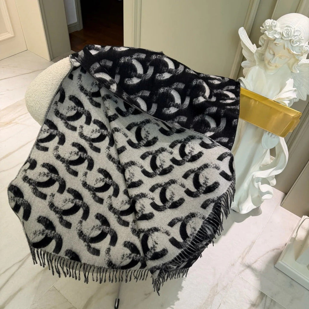 CHANEL 25S SCARF 210 CM IN CASHMERE 942916
