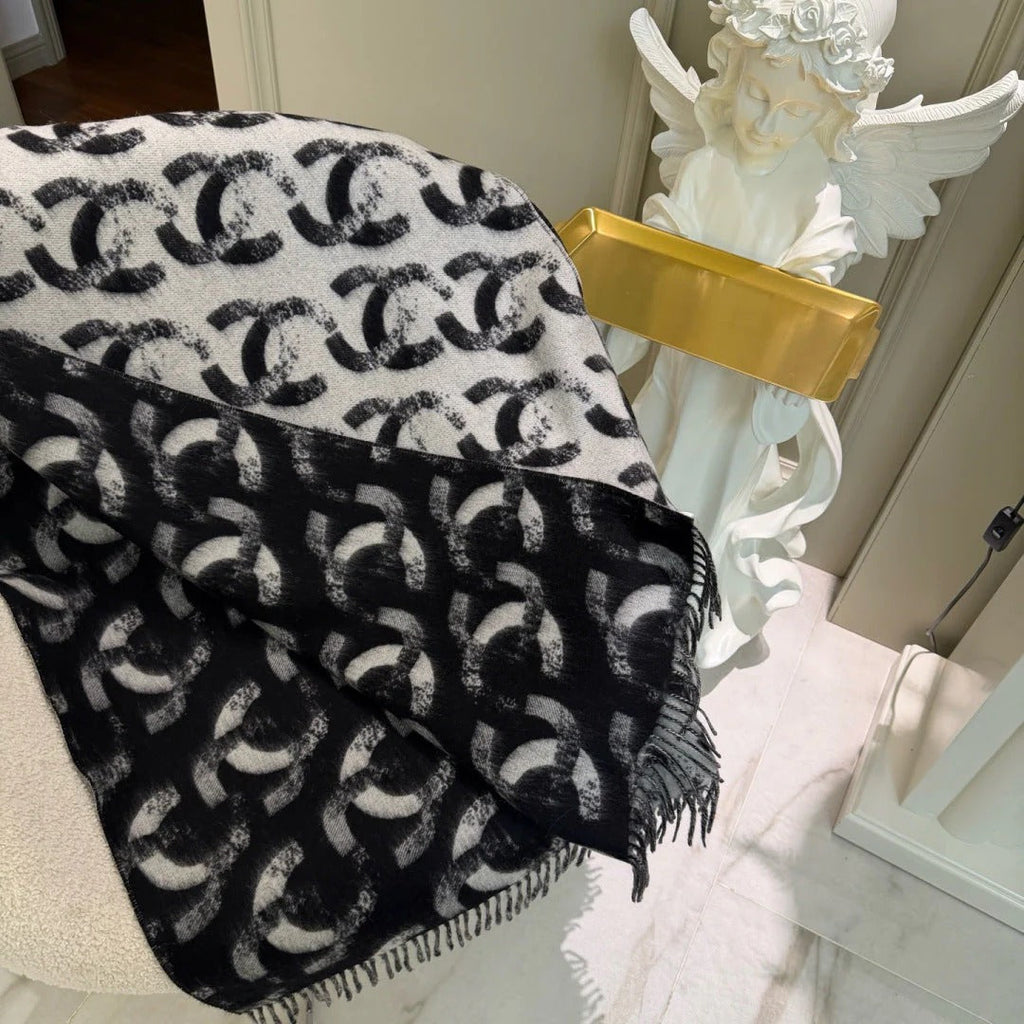 CHANEL 25S SCARF 210 CM IN CASHMERE 942916