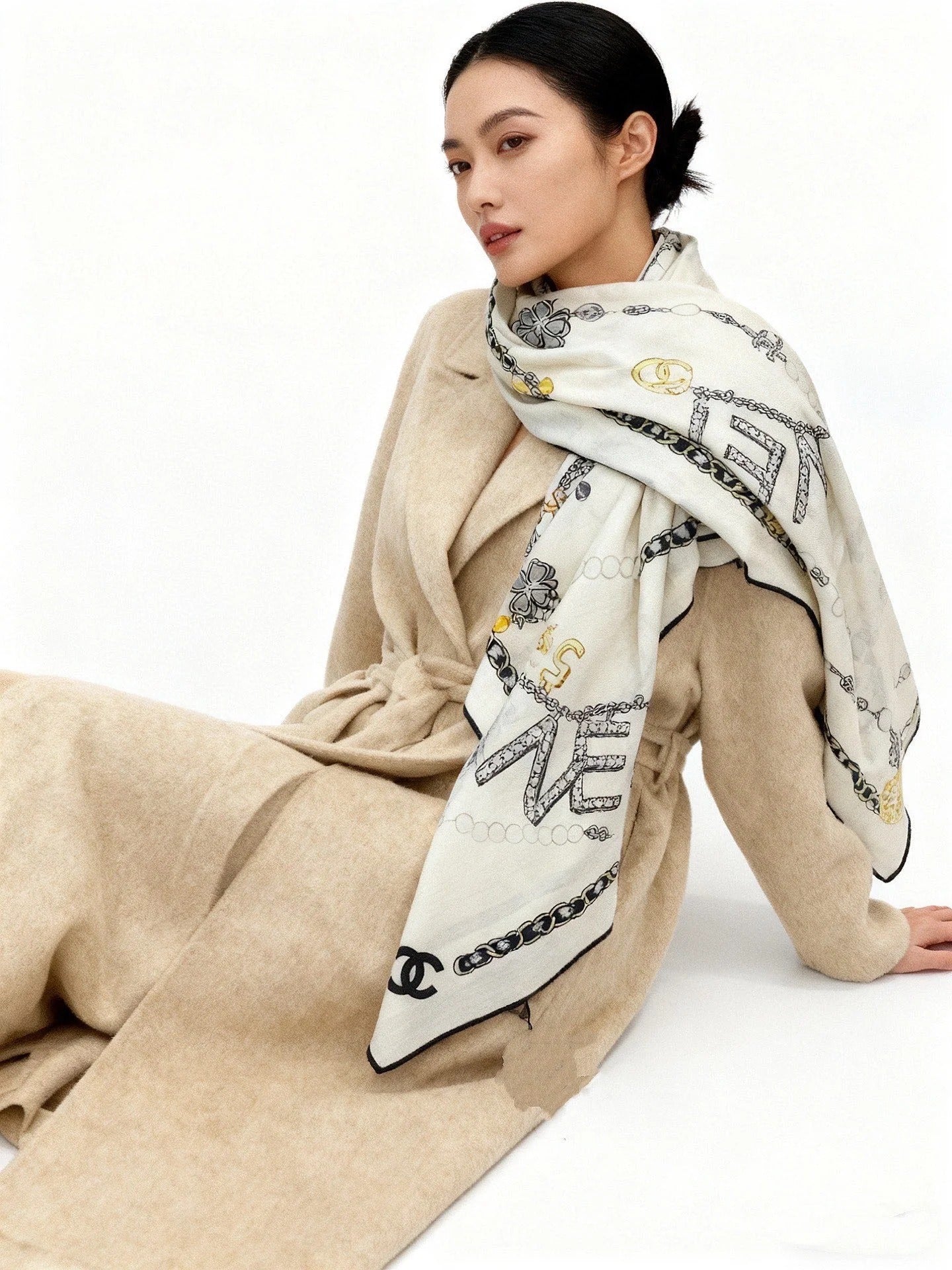 CHANEL 25S SCARF 135 CM IN CASHMERE SILK 941838