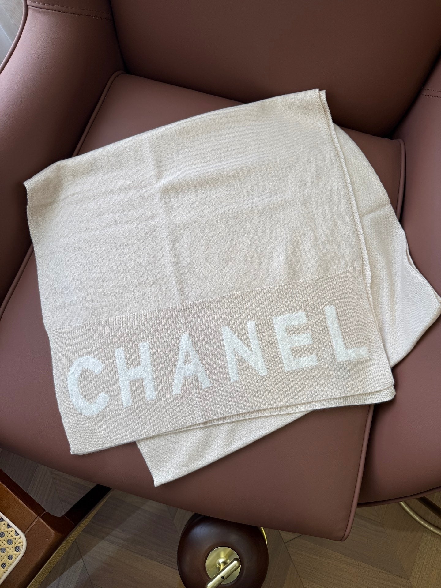 CHANEL 25S SCARF 170 CM IN CASHMERE 943079