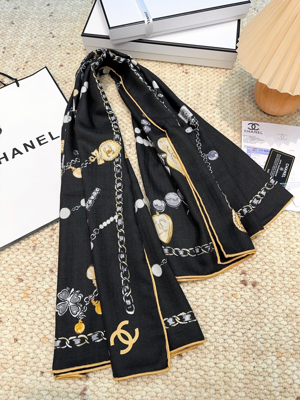 CHANEL 25S SCARF 140 CM IN CASHMERE SILK 943928